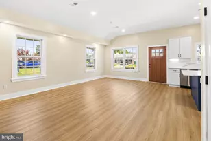 818 Chesterton Rd, Fairless Hills, PA 19030 - Photo 9