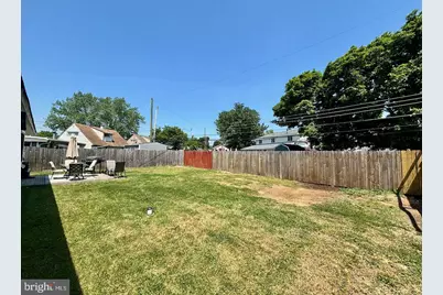 18 Plumtree Road, Levittown, PA 19056 - Photo 3