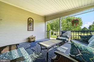 577 Bent Pine Cir, New Hope, PA 18938 - Photo 5