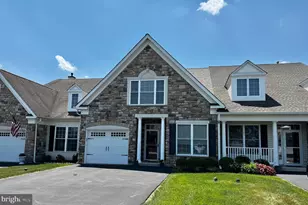 115 Reagan Dr, Sellersville, PA 18960 - Photo 1