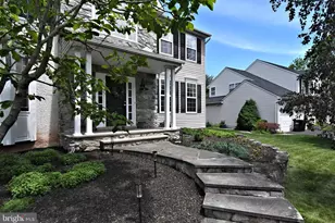 107 Redstone Dr, Warrington, PA 18976 - Photo 3