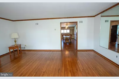 404 Placemont Road, Fairless Hills, PA 19030 - Photo 9