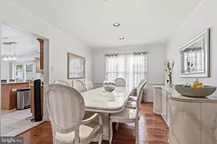 2732 Woodsview Dr, Bensalem, PA 19020 - Photo 9