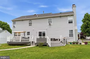 2732 Woodsview Dr, Bensalem, PA 19020 - Photo 43