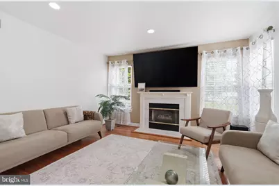 2732 Woodsview Drive, Bensalem, PA 19020 - Photo 17