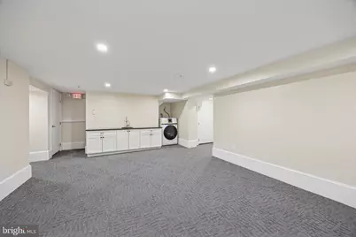 21 S Clinton Street, Doylestown, PA 18901 - Photo 5