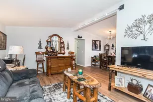 97 Acorn Ct E, New Hope, PA 18938 - Photo 9