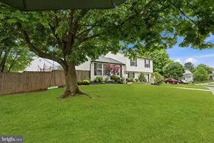 400 Centennial Dr, Morrisville, PA 19067 - Photo 3