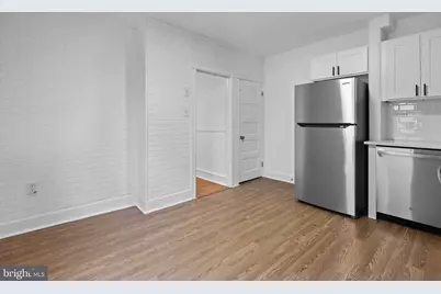 34 E Hendrickson Avenue, Morrisville, PA 19067 - Photo 13