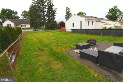 1807 Parkview Avenue, Bristol, PA 19007 - Photo 35