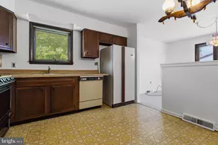 509 Penrose Ln, Warminster, PA 18974 - Photo 11
