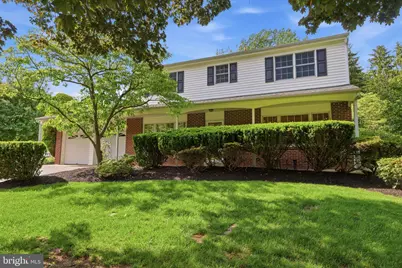 121 Buck Hill Drive, Holland, PA 18966 - Photo 3