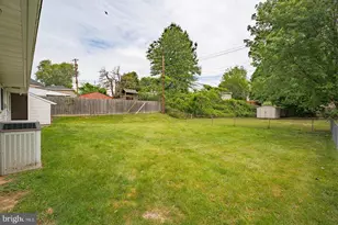 104 Elmwood Rd, Fairless Hills, PA 19030 - Photo 21