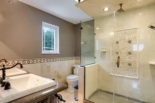 239 Burgundy Ln, Newtown, PA 18940 - Photo 19