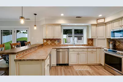 239 Burgundy Lane, Newtown, PA 18940 - Photo 11