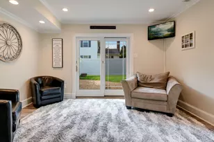 239 Burgundy Ln, Newtown, PA 18940 - Photo 15