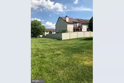 208 Bradley Court, Southampton, PA 18966 - Photo 7