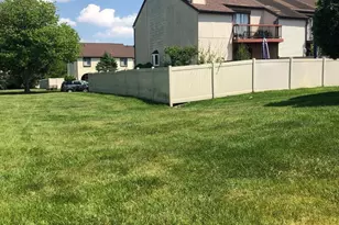 208 Bradley Ct, Southampton, PA 18966 - Photo 7