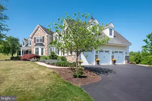 1910 Tulpe Way, Riegelsville, PA 18077 - Photo 3