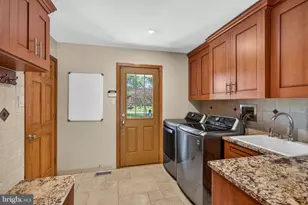 305 Cottonwood Dr, Langhorne, PA 19047 - Photo 35