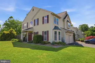 101 Sequoia Dr, Newtown, PA 18940 - Photo 1