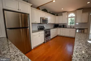 75 Eisenhard Dr, Ivyland, PA 18974 - Photo 27