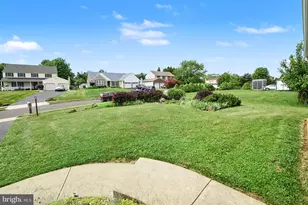 963 Dick Ave, Warminster, PA 18974 - Photo 5
