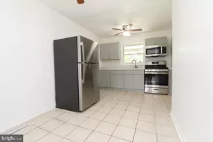 5634 Mitchell Rd, Levittown, PA 19057 - Photo 7