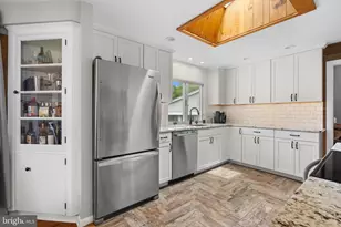 300 S 9th St, Quakertown, PA 18951 - Photo 9