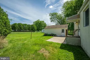 22 Mapleview Dr, Feasterville-Trevose, PA 19053 - Photo 23