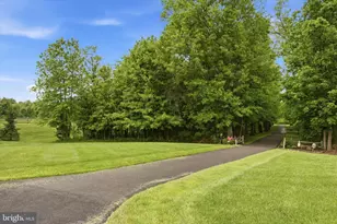 1052 Arbour Ln, Quakertown, PA 18951 - Photo 25