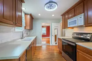 309 Harper Ave, Morrisville, PA 19067 - Photo 3