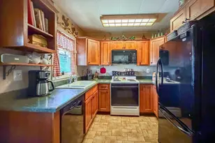 3521 Carnarvon Ave, Bristol, PA 19007 - Photo 7