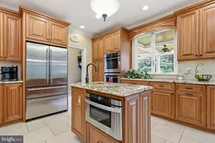 324 Ridge Ave, Newtown, PA 18940 - Photo 21