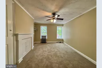 105 E Maple Avenue, Langhorne, PA 19047 - Photo 9