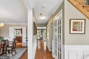 2042 Country Club Dr, Doylestown, PA 18901 - Photo 11
