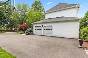 302 Mallard Ln, Langhorne, PA 19047 - Photo 5