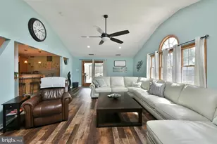 65 Hawk Rd, Levittown, PA 19056 - Photo 21