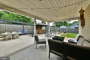 65 Hawk Rd, Levittown, PA 19056 - Photo 35