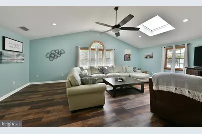 65 Hawk Road, Levittown, PA 19056 - Photo 19