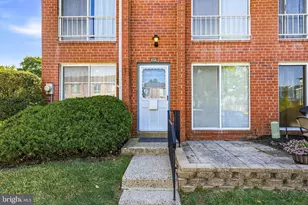 114 Lexington Ct, Warminster, PA 18974 - Photo 3