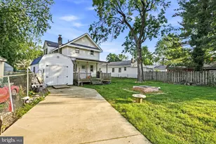 1938 Parkview Ave, Bristol, PA 19007 - Photo 31