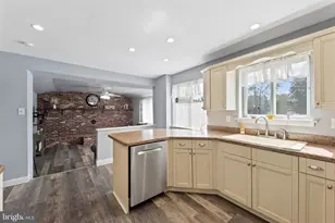 923 Otto Ln, Warminster, PA 18974 - Photo 11