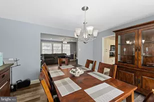 923 Otto Ln, Warminster, PA 18974 - Photo 7