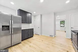269 Monroe St, Bristol, PA 19007 - Photo 13