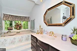 1138 University Dr, Yardley, PA 19067 - Photo 39