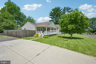 1440 Center St, Levittown, PA 19057 - Photo 1