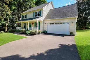 20 Dorothy Ave, Doylestown, PA 18901 - Photo 3