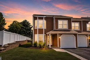 255 Rumford Ct, Newtown, PA 18940 - Photo 3