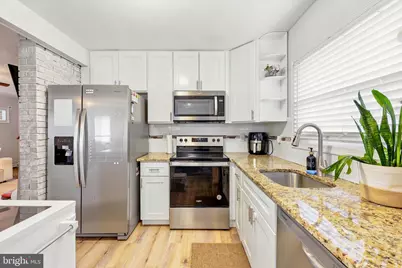 57 Whitewood Drive, Levittown, PA 19057 - Photo 9